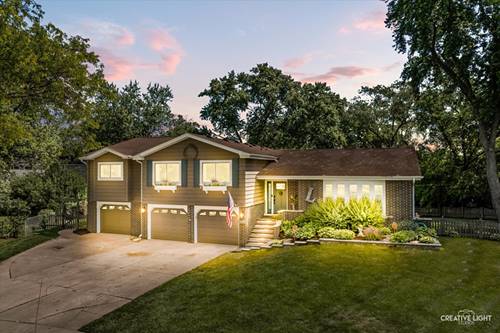 680 Glen Haven, Glen Ellyn, IL 60137