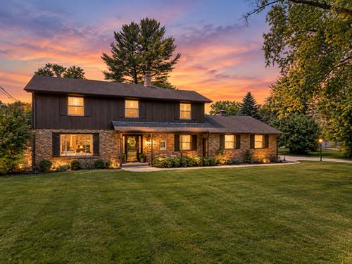 15 Oaklane, Ottawa, IL 61350