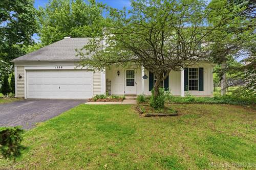 1598 St Andrews, Elgin, IL 60123