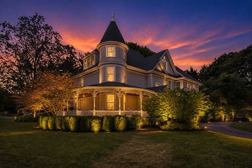 1205 W Downer, Aurora, IL 60506