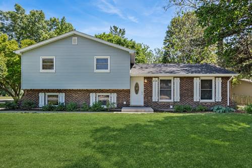 28W691 Leverenz, Naperville, IL 60564
