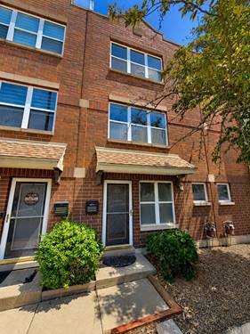 4851 N Pulaski, Chicago, IL 60630