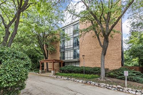 5830 Oakwood Unit 3K, Lisle, IL 60532