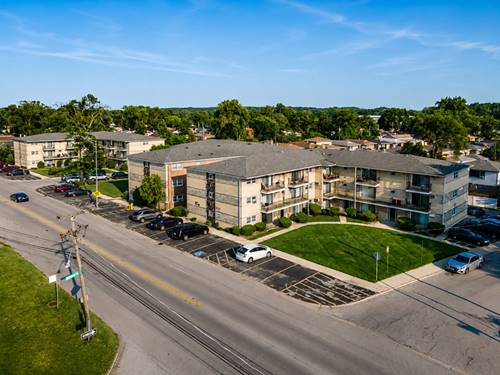 1025 - 49 W Vermont, Calumet Park, IL 60827
