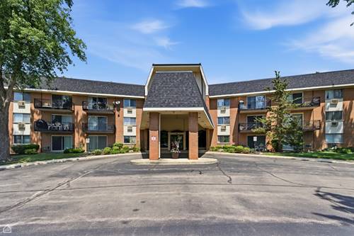 1198 Royal Glen Unit 126, Glen Ellyn, IL 60137