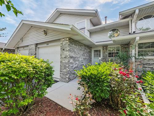 804 N Tamarac, Addison, IL 60101