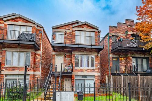 2435 W Polk Unit 3, Chicago, IL 60612
