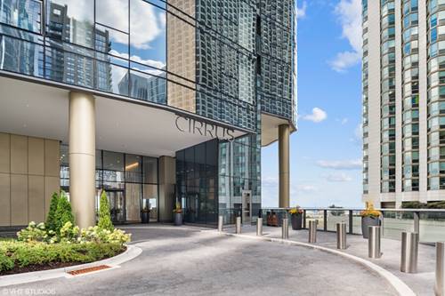211 N Harbor Unit TH01, Chicago, IL 60601