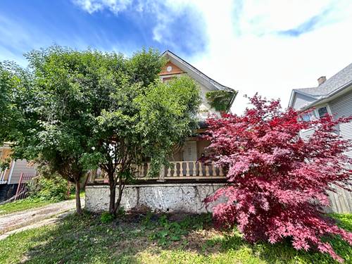 14 S 16th, Maywood, IL 60153