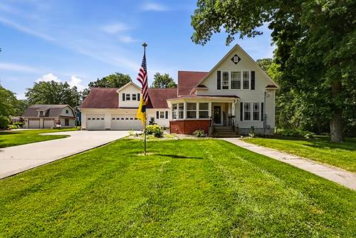 809 E Center, Ottawa, IL 61350