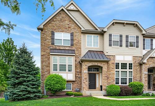 329 Bennett, Carol Stream, IL 60188