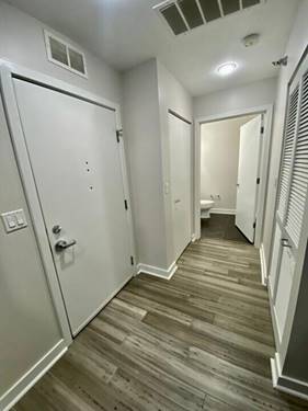 901 W Madison Unit 912, Chicago, IL 60607
