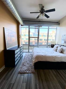 901 W Madison Unit 912, Chicago, IL 60607