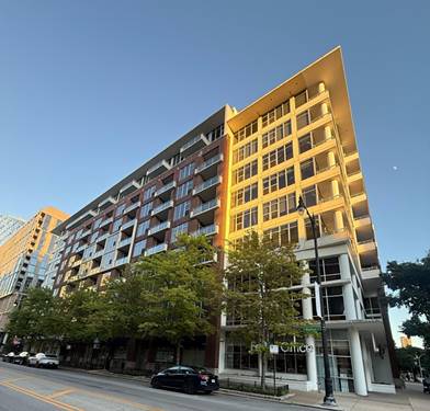 901 W Madison Unit 912, Chicago, IL 60607