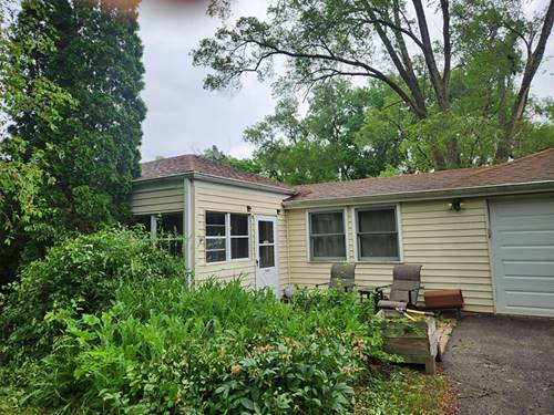 1007 Highmoor, Lombard, IL 60148