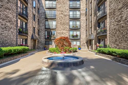 1005 Bonnie Brae Unit 4D, River Forest, IL 60305