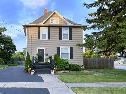 631 S Hale, Wheaton, IL 60187