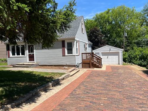 6314 Hillcrest, Cary, IL 60013