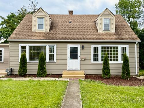 2854 Pearl, Melrose Park, IL 60164