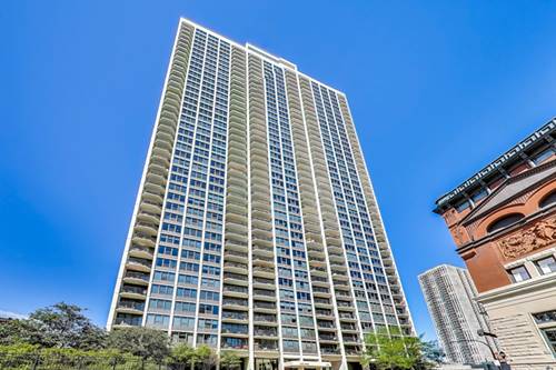 1560 N Sandburg Unit 1109, Chicago, IL 60610