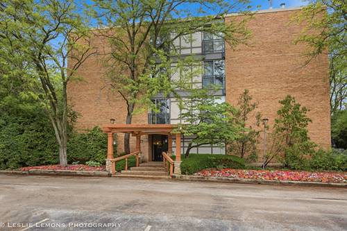 1833 Four Lakes Unit 3M, Lisle, IL 60532