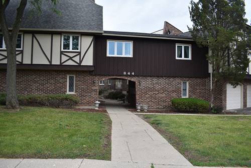 844 Village Quarter Unit B5, West Dundee, IL 60118