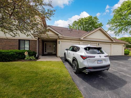 931 E Kings Row Unit 6, Palatine, IL 60074
