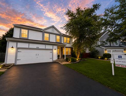 210 Balmoral, Glendale Heights, IL 60139