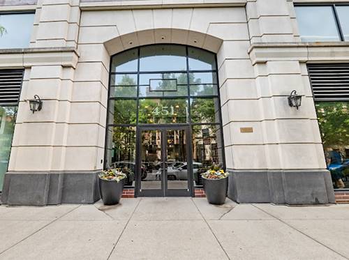 451 W Huron Unit 811, Chicago, IL 60654