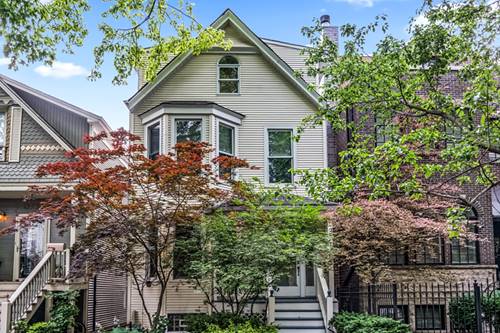 3714 N Bosworth, Chicago, IL 60613