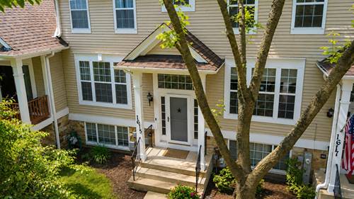 1615 Fox Run, Arlington Heights, IL 60004
