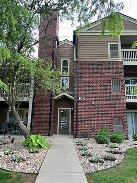 108 Glengarry Unit 102, Bloomingdale, IL 60108