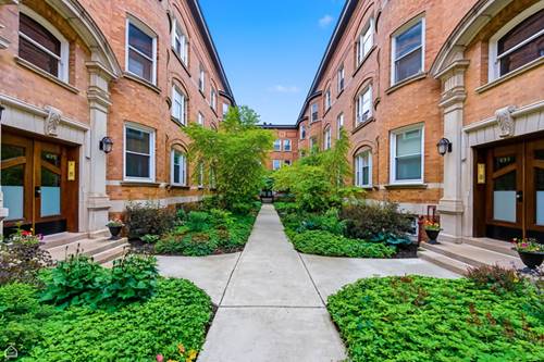 627 W Barry Unit 1C, Chicago, IL 60657