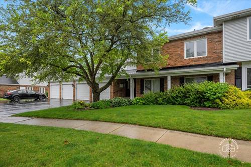 629 Dana Unit B, Naperville, IL 60563
