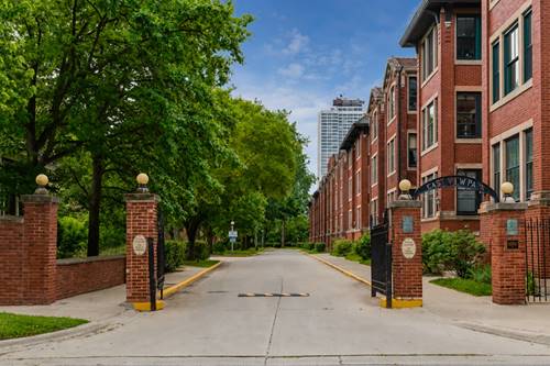5447 S East View Park Unit 2, Chicago, IL 60615