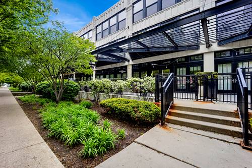 1151 W 14th Unit 131, Chicago, IL 60608