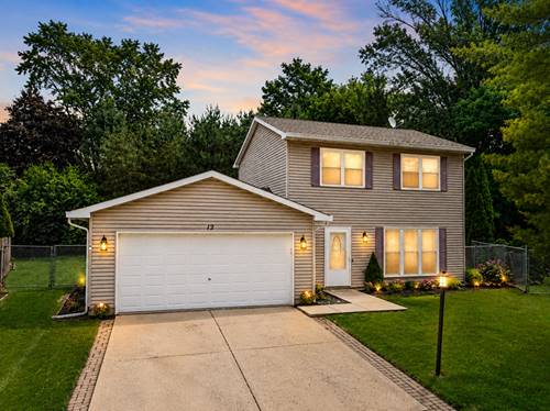 12 Wild Rose, Streamwood, IL 60107