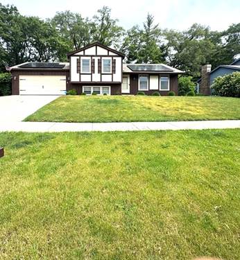 800 Marston, Glen Ellyn, IL 60137