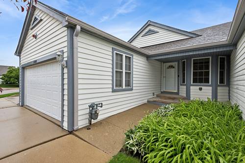 1520 Queen Ann, Gurnee, IL 60031