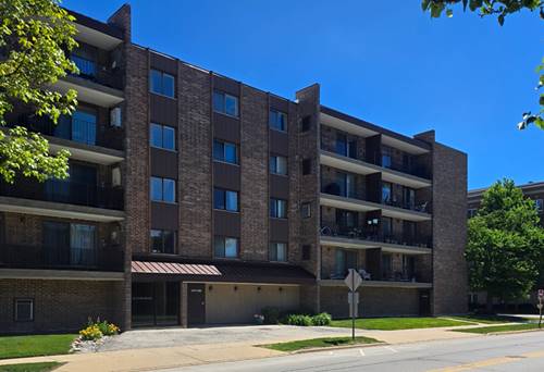 828 Graceland Unit 404, Des Plaines, IL 60016