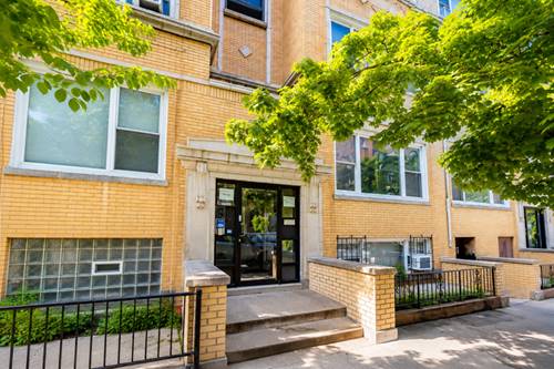 446 W Arlington Unit 1, Chicago, IL 60614
