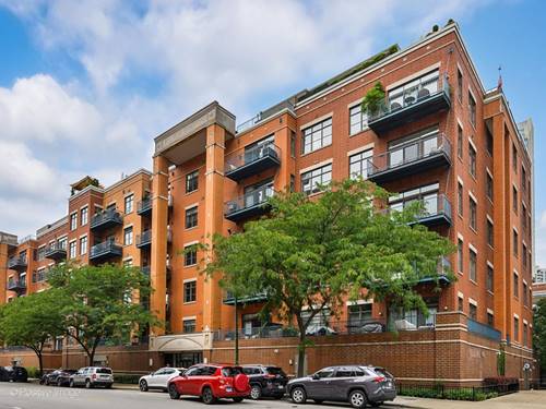 550 W Fulton Unit 401, Chicago, IL 60661