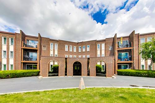 1575 Sandpebble Unit 104, Wheeling, IL 60090