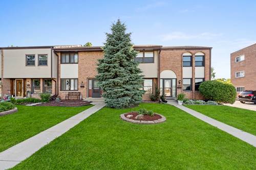 7628 S 88 Unit 15, Justice, IL 60458