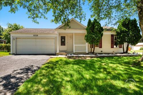 2225 Highfield, Aurora, IL 60504