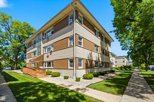 320 Beach Unit 3C, La Grange Park, IL 60526