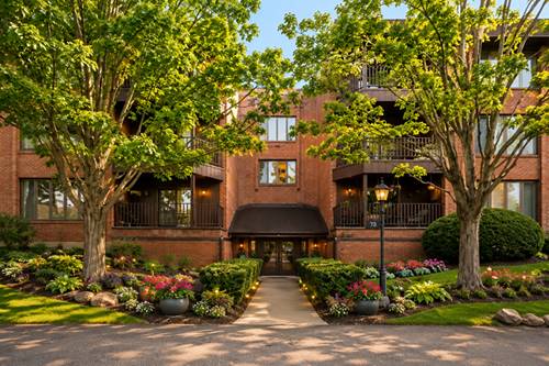 75 Boardwalk Unit 103, Park Ridge, IL 60068