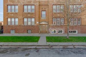 6235 W Wabansia Unit 2, Chicago, IL 60639