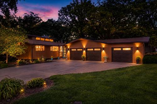 2390 Circle, Ottawa, IL 61350