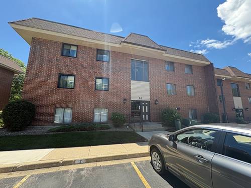 41 E Janata Unit 3A, Lombard, IL 60148